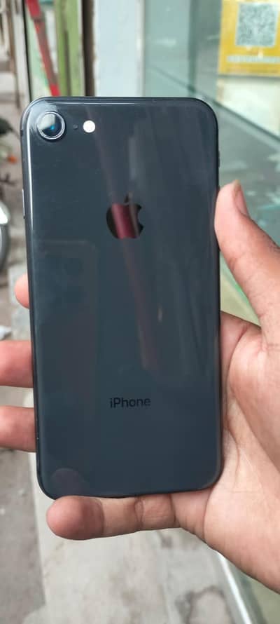 Apple iPhone 8