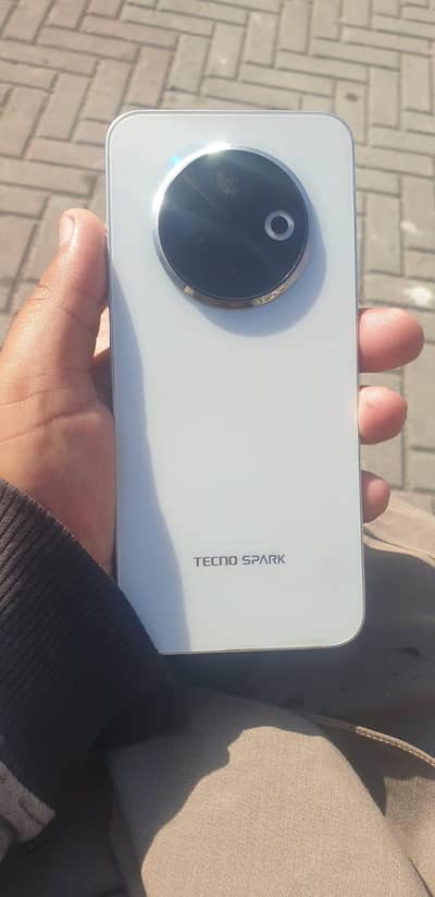 Tecno SPARK 30C