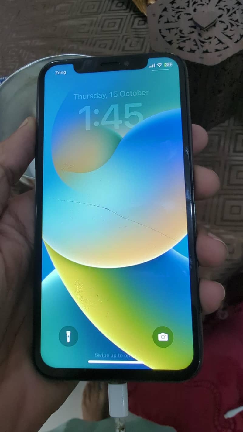 Apple iPhone X 4