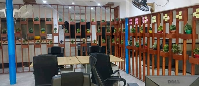 Prime Location 4000 Square Feet Office available for rent in Zahoor Elahi Road, Lahore