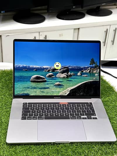 MacBook Pro (2019)