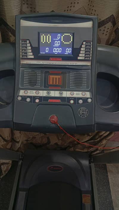 Apollo motorized treadmill 12 program + auto-incline working condition