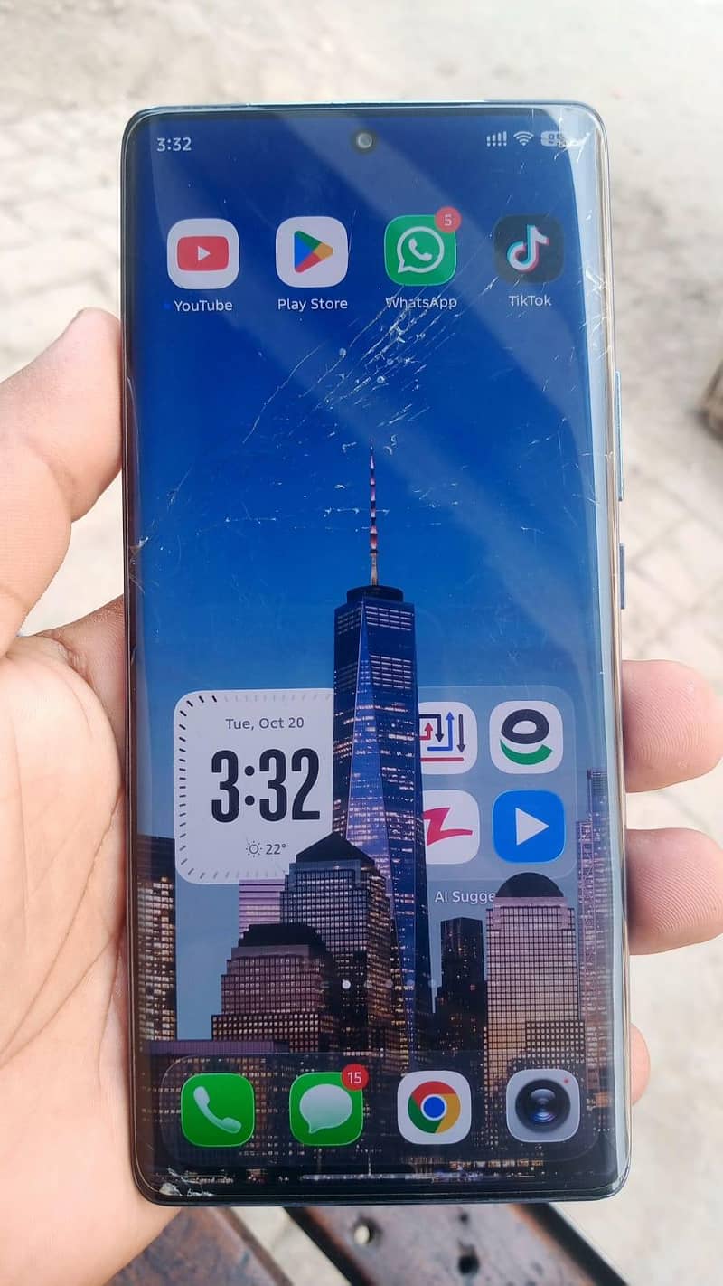 Tecno CAMON 30S 1