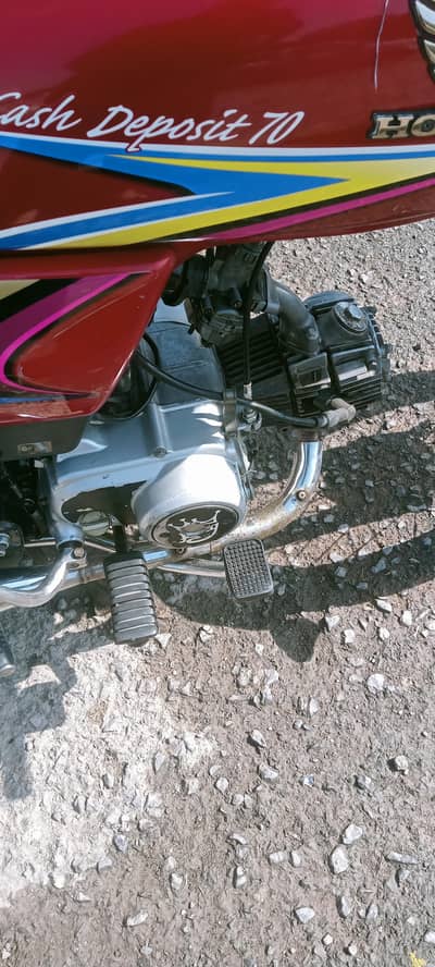 urgent Sale Honda CD 70 Good Condition What's app 03=33=51=96=277