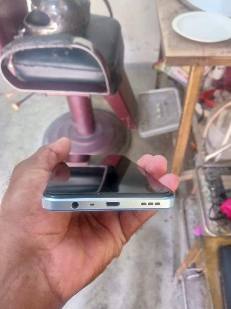 OPPO A17 4