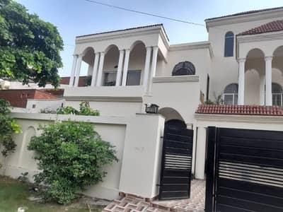1 kanal lower portion for rent in valancia town lahore