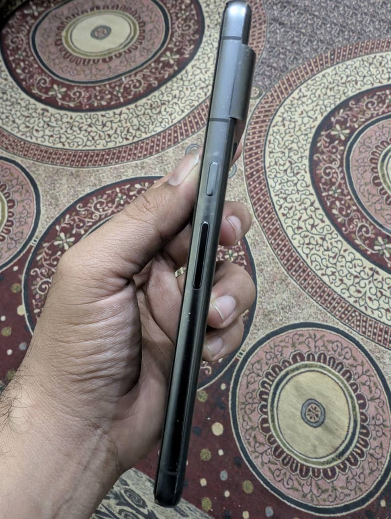 Google Pixel 8 Pro 3