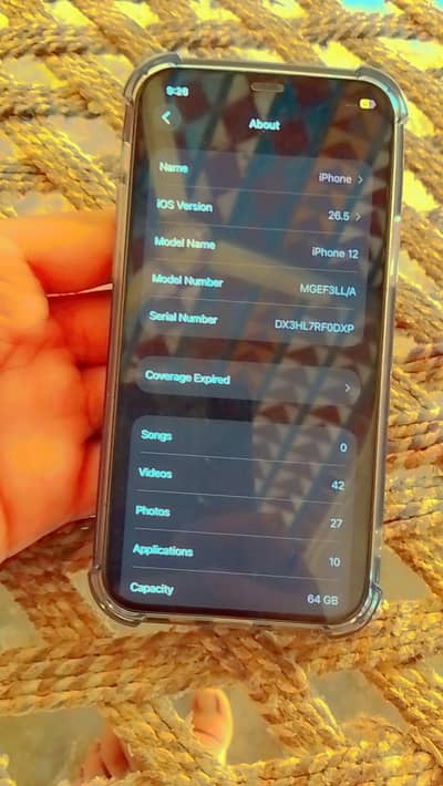 Apple iPhone 12