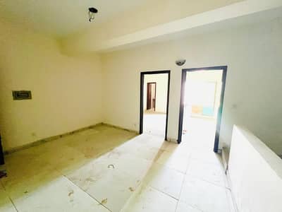 2 BED READY TO MOVE FLAT FOR SALE MULTI F-17 ISLAMABAD ALL FACILITY AVAILABLE CDA PPROVED SECTOR MPCHS