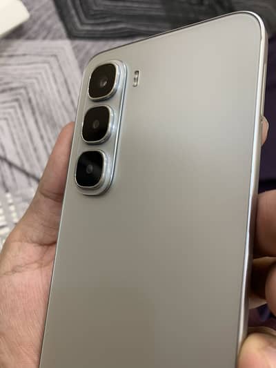 Infinix Hot 60i 6GB/128GB – 10/10 Condition – PTA Approved
