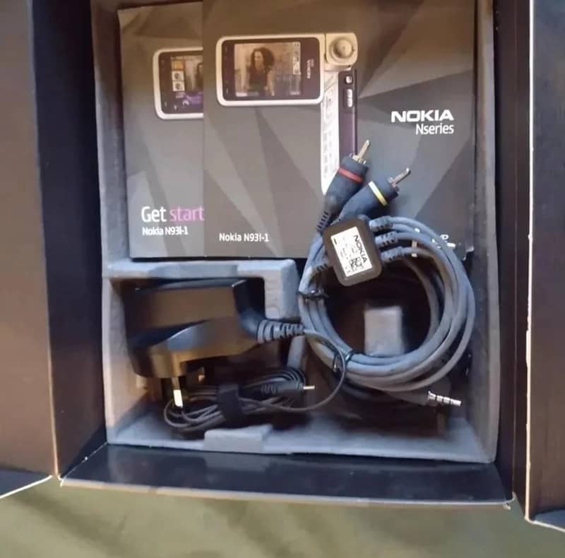 Nokia n93i 3