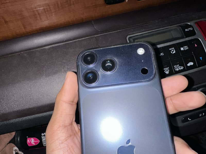 iPhone 17 pro max jv 2