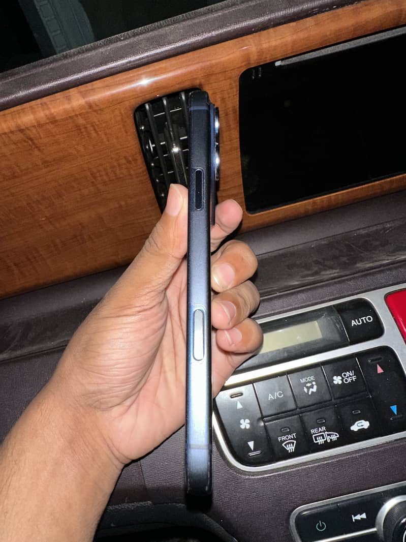 iPhone 17 pro max jv 6