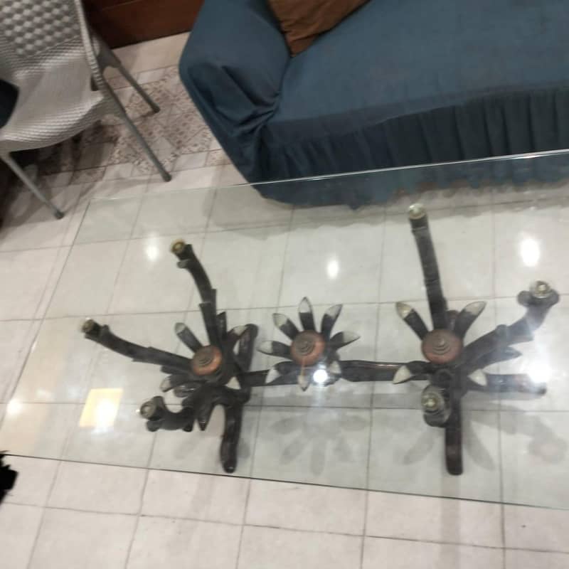 one table 2 side tables condition 9/10 0
