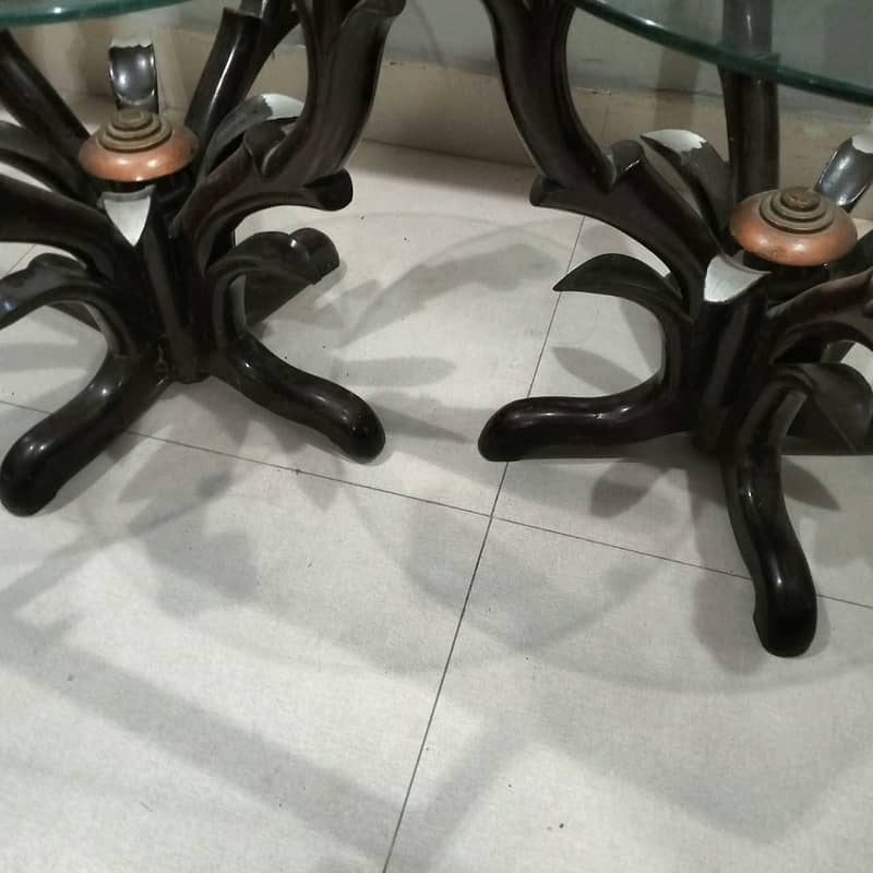 one table 2 side tables condition 9/10 5