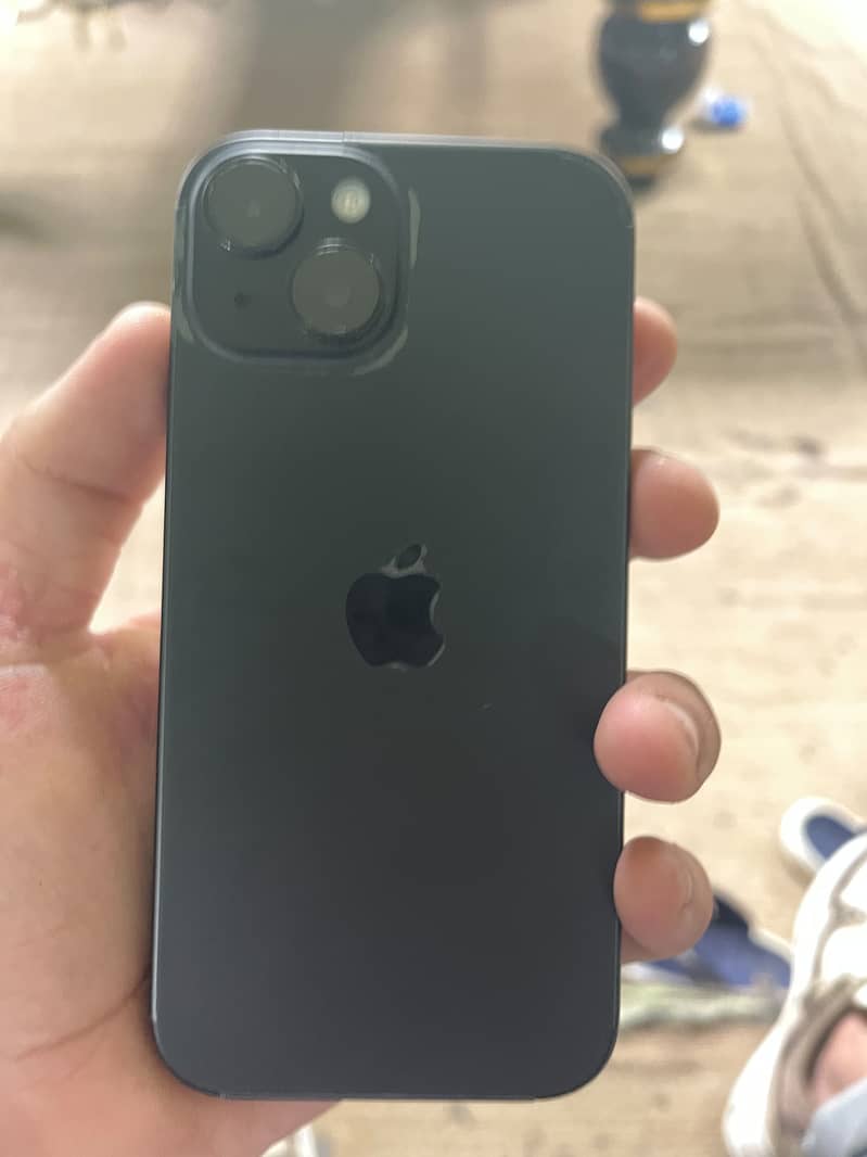 Apple iPhone 15 3