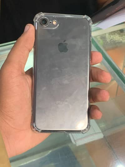 Apple iPhone 7 exchange possible upr model ho sth cash pay krdo ga