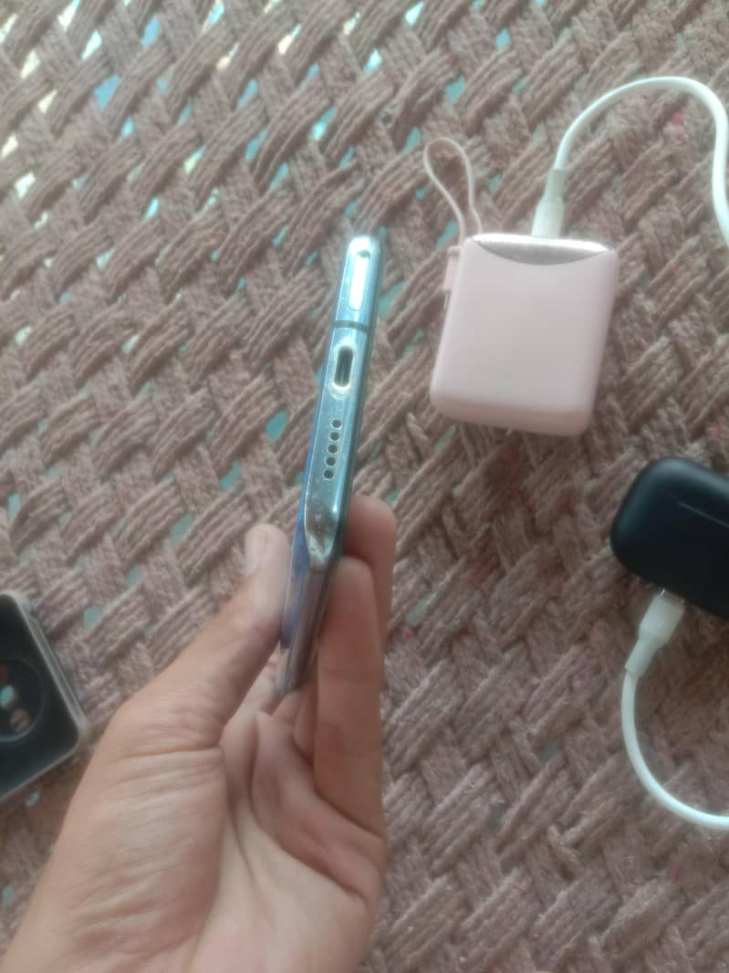 One Plus 7T 3