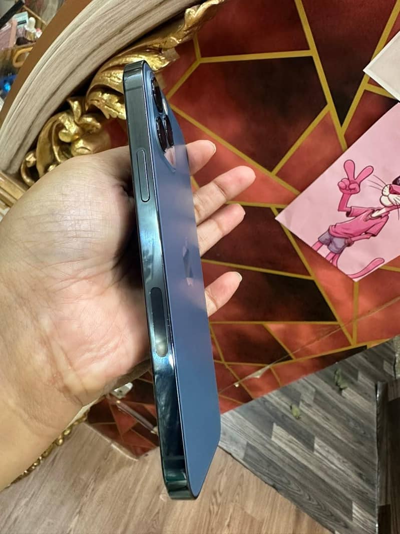 Apple iPhone 12 Pro 1