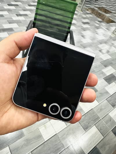 Samsung Mobile Z Flip 6