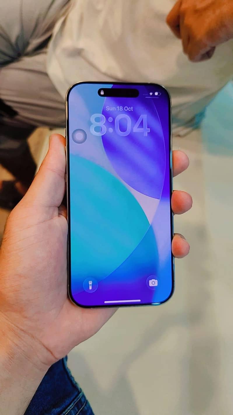 Apple iPhone 16 Pro 5