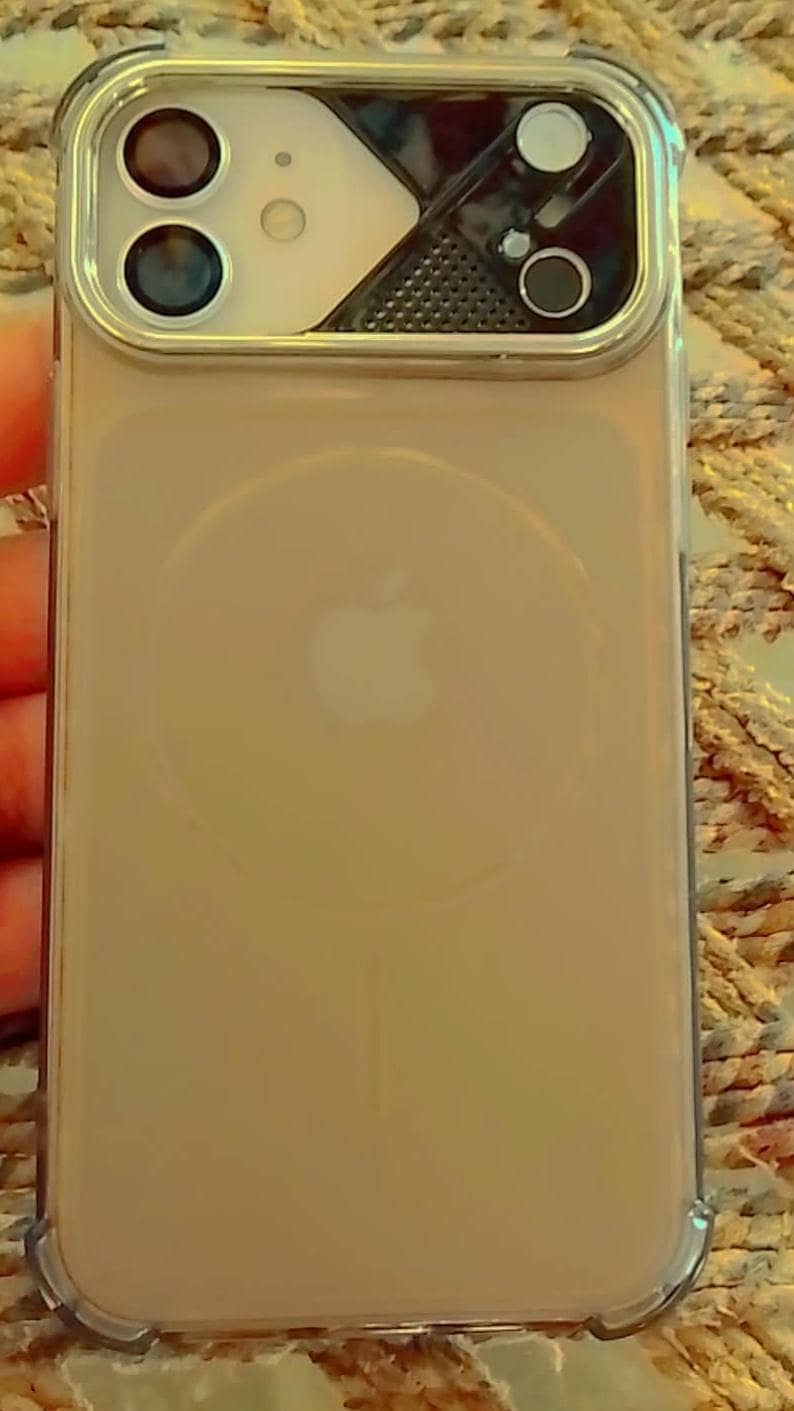 Apple iPhone 12 2