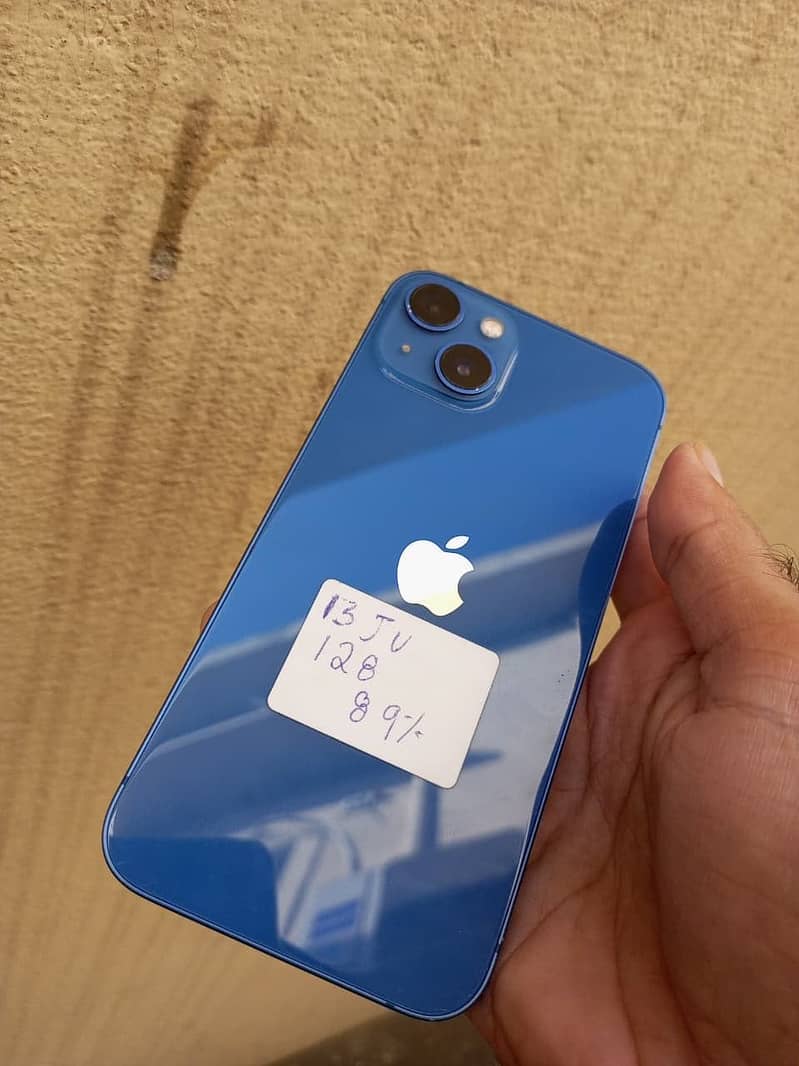 Apple iPhone 13 1