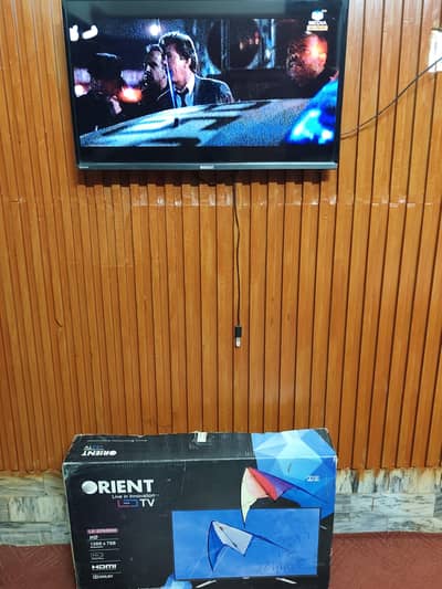 Orient LED 32"