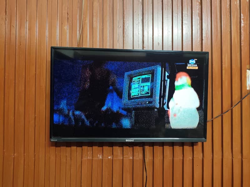 Orient LED 32" 1