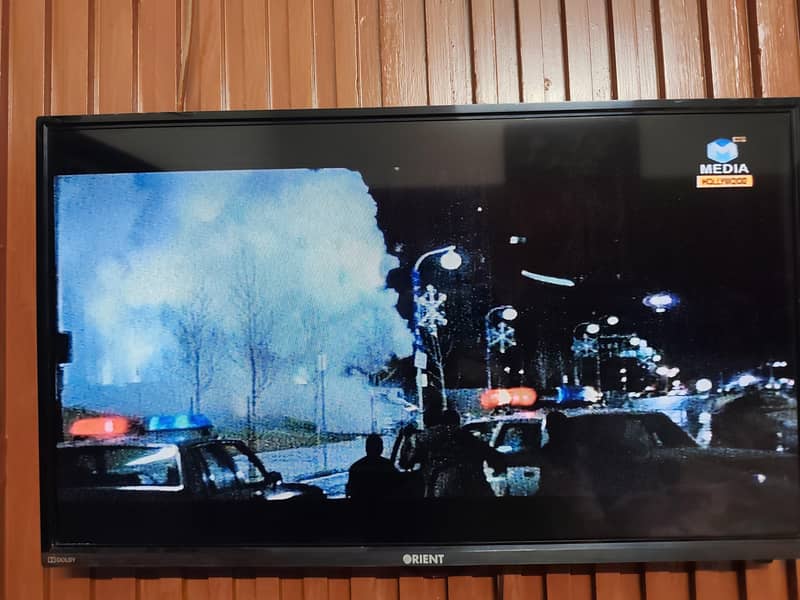 Orient LED 32" 2
