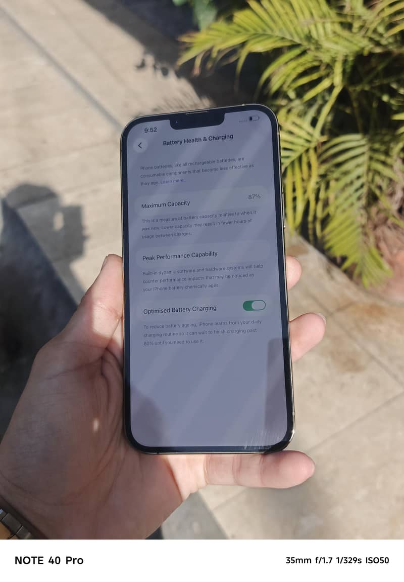 Apple iPhone 13 Pro Max 1
