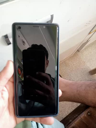Latif mobile