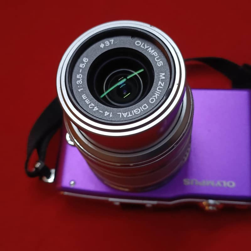 Olympus SLR camera 9