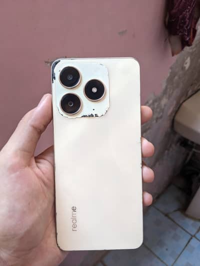 Realme C61