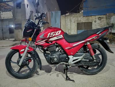Honda CB150F
