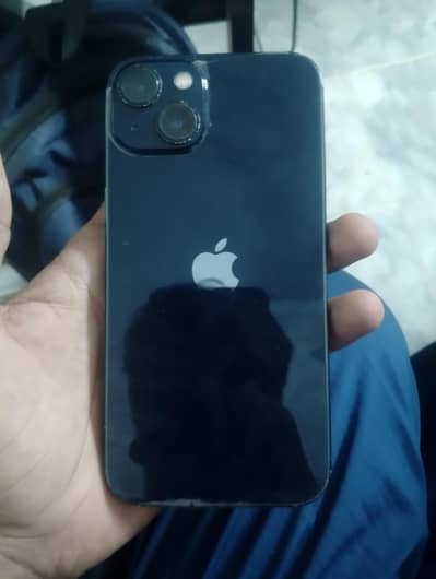 Apple iPhone 13