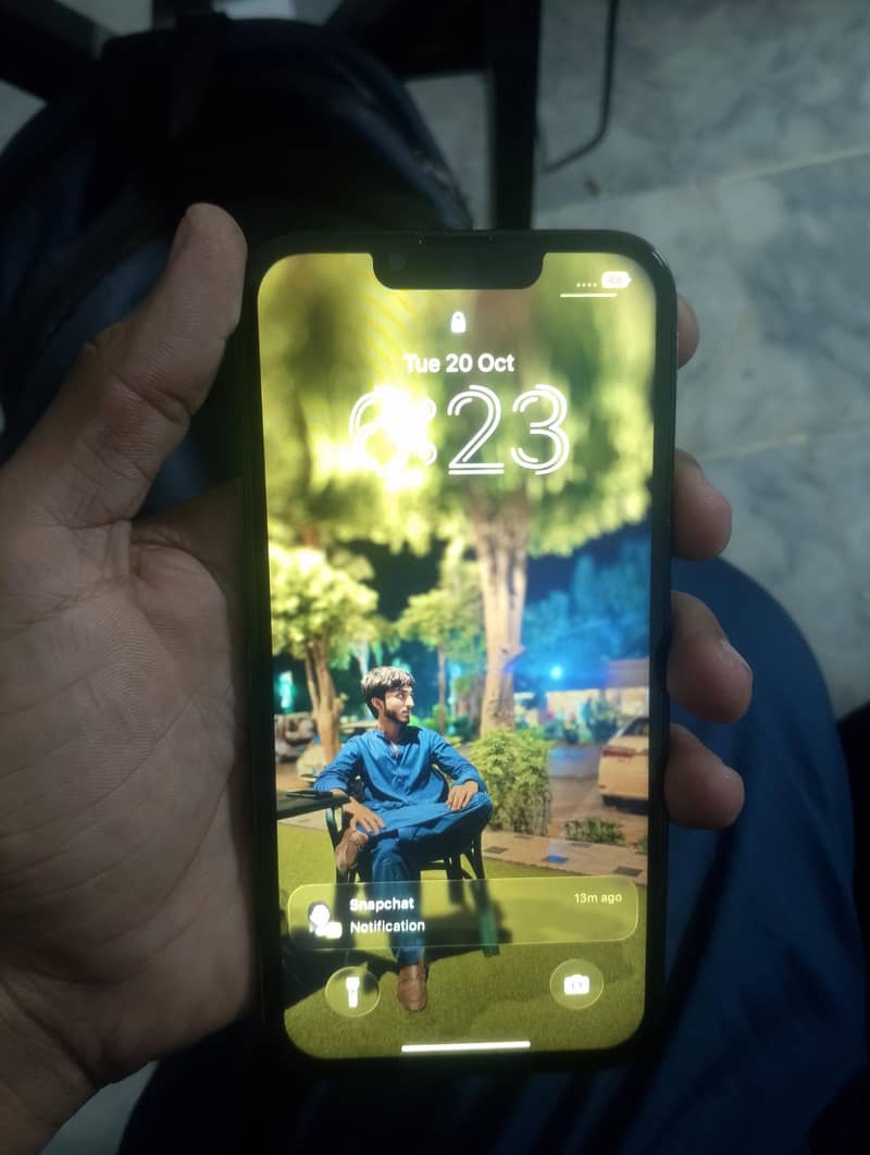 Apple iPhone 13 1