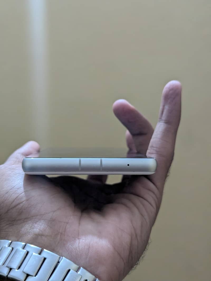 Google Pixel 7a 3
