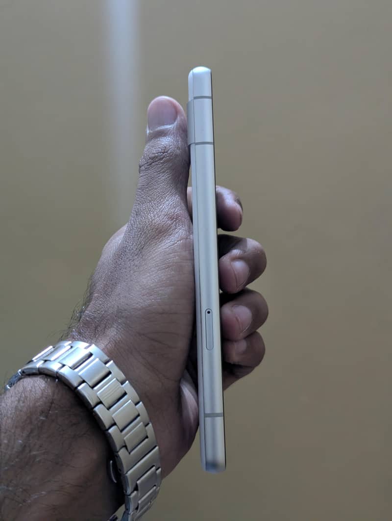 Google Pixel 7a 6