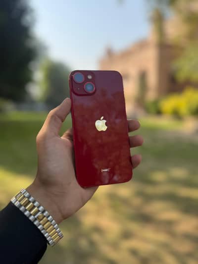 Apple iPhone 13