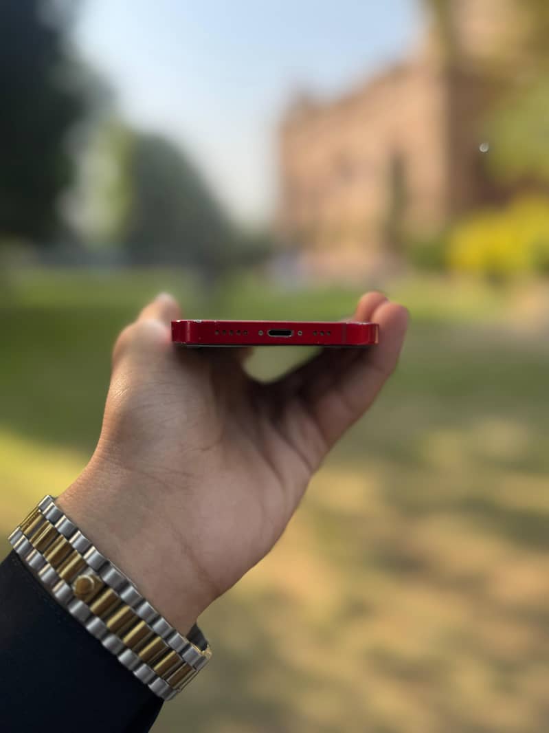 Apple iPhone 13 1