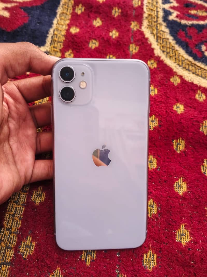 Apple iPhone 11 3