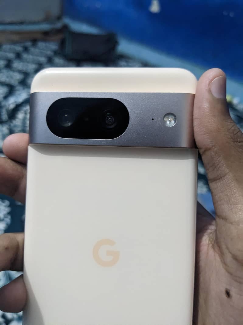 Google Pixel 8 1
