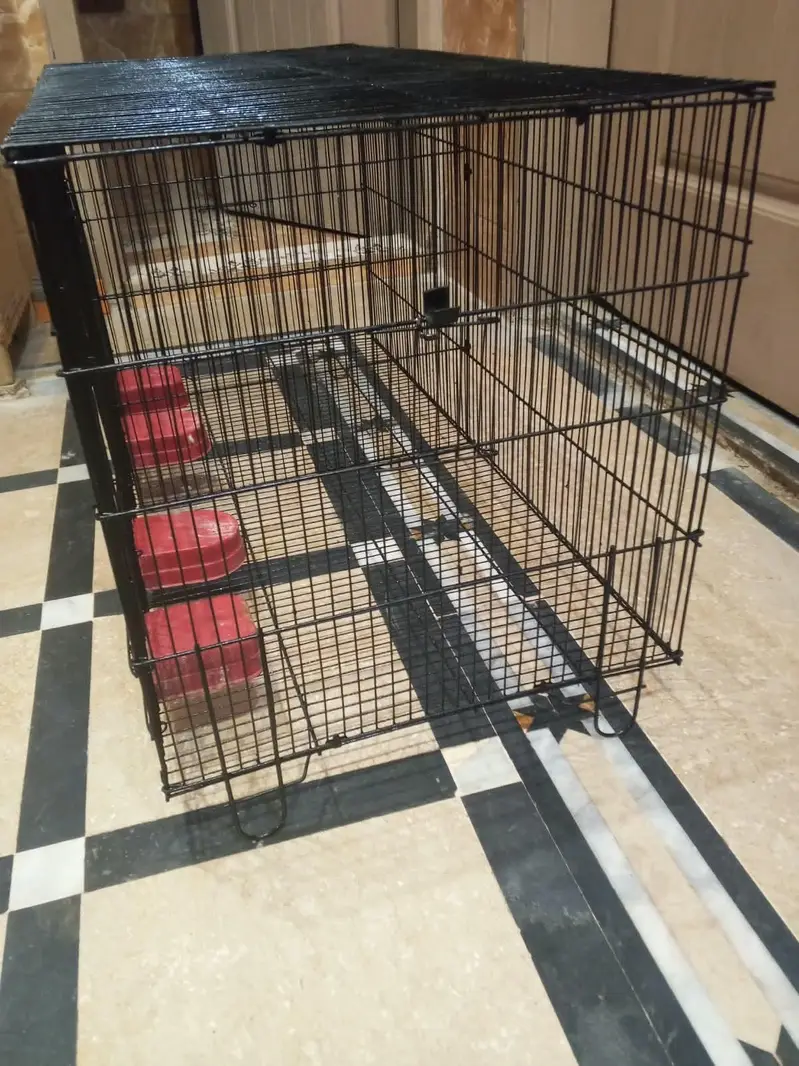 1.5 by 3ft cage used like new — photo 2
