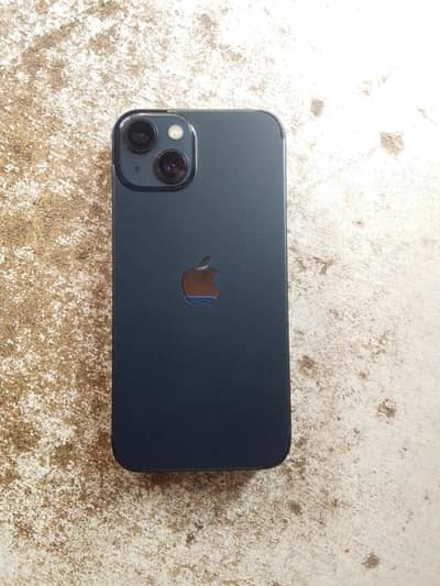 Apple iPhone 13