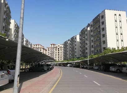 Flat Of 10 Marla In Askari 11 - Sector B Apartments For rent