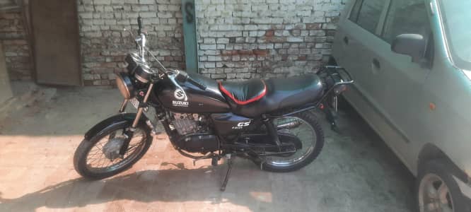 Suzuki GS150