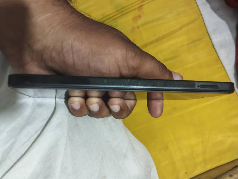 Redmi A5 4/128 1