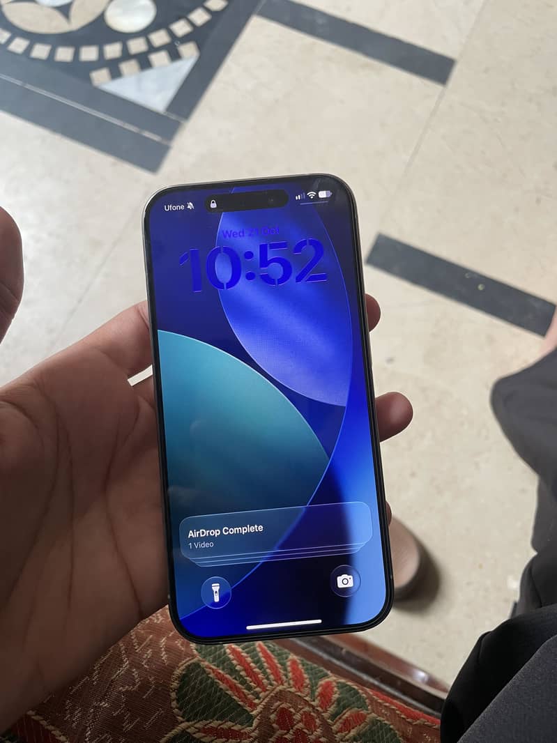 Apple iPhone 15 Pro 2