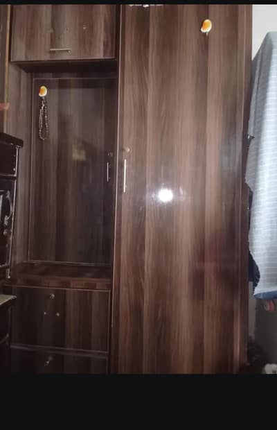two door almari
